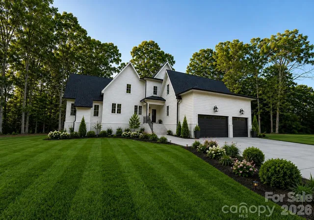 Photo 2 of Single family home for sale at 8806 Bartlett Rd, Mint Hill, NC 28227 | MLS# 4419033 | Listing updated on 2026-08-31