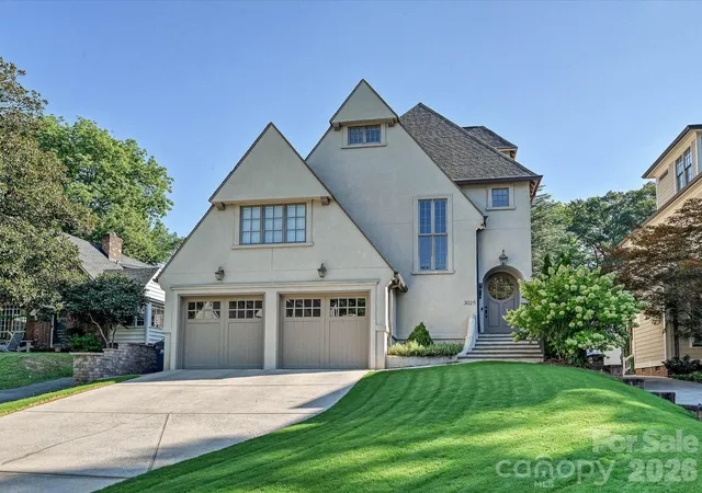 Photo 1 of Single family home for sale at 3025 Hanson Dr, Charlotte, NC 28207 | MLS# 4419099 | Listing updated on 2026-10-05