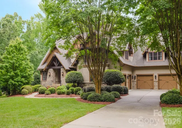 Photo 2 of Mansion for sale at 10930 Green Heron Ct, Charlotte, NC 28278 | MLS# 4419107 | Listing updated on 2026-08-29