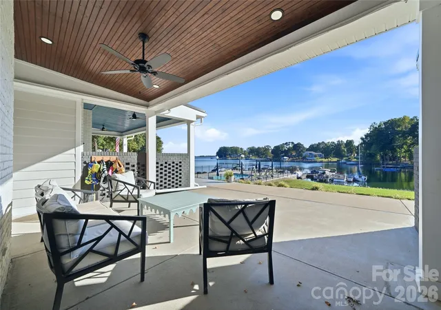Photo 3 of Townhouse for sale at 8014 Westcape Dr, Denver, NC 28037 | MLS# 4419153 | Listing updated on 2026-10-07