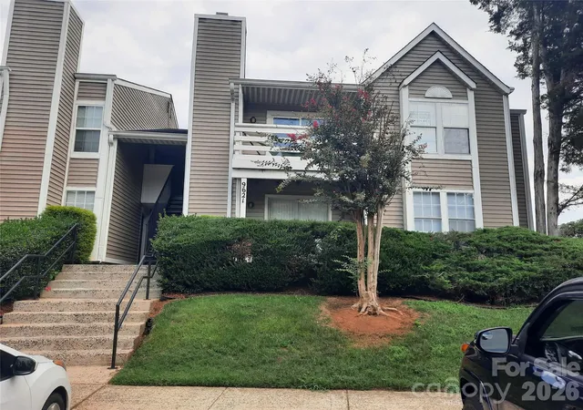 Condo for sale at 9621 Vinca Cir, Charlotte, NC 28213 | MLS# 4419164