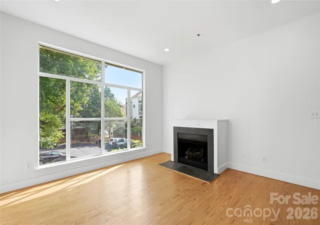 Photo 2 of Condo for sale at 2090 Atherton Heights Ln, Charlotte, NC 28203 | MLS# 4419169 | Listing updated on 2026-09-25