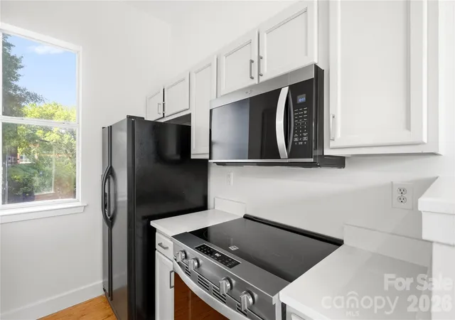 Photo 3 of Condo for sale at 2090 Atherton Heights Ln, Charlotte, NC 28203 | MLS# 4419169 | Listing updated on 2026-09-25