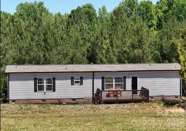 Photo 1 of Single family home for sale at 365 A Guernsey Ln, Roebuck, SC 29376 | MLS# 4419179 | Listing updated on 2026-08-29