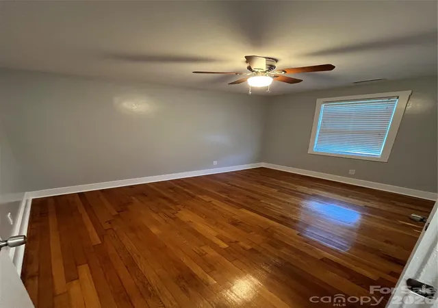Photo 3 of Single family home for sale at 2845 Southwest Blvd, Charlotte, NC 28216 | MLS# 4419182 | Listing updated on 2026-09-16