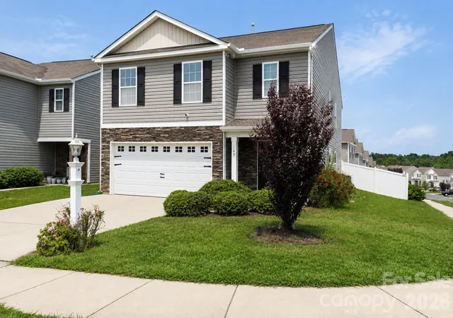 Photo 1 of Single family home for sale at 617 Shellbark Dr, Concord, NC 28025 | MLS# 4419191 | Listing updated on 2026-09-14