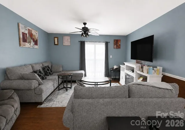 Photo 3 of Single family home for sale at 617 Shellbark Dr, Concord, NC 28025 | MLS# 4419191 | Listing updated on 2026-09-14