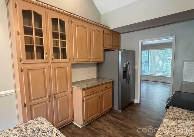 Photo 3 of Single family home for sale at 1611 Plantation Trl, Gastonia, NC 28056 | MLS# 4419193 | Listing updated on 2026-10-01