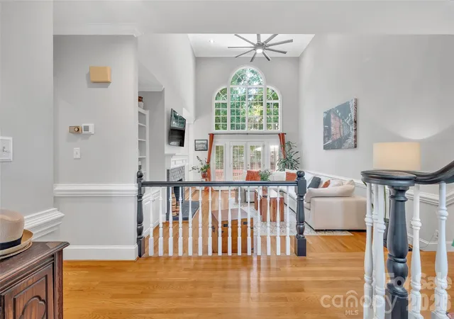 Photo 3 of Single family home for sale at 10108 Lampkin Way, Charlotte, NC 28269 | MLS# 4419211 | Listing updated on 2026-10-05