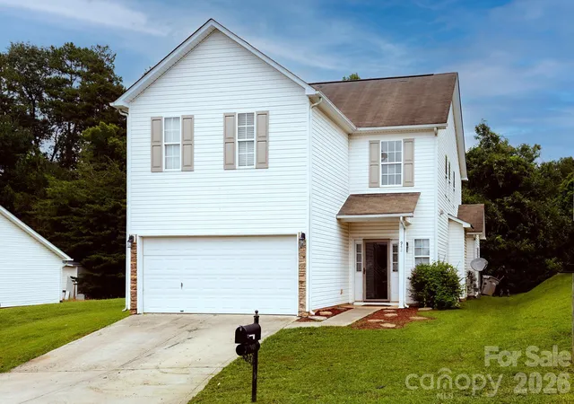 Photo 1 of Single family home for sale at 948 Sundance Dr, Gastonia, NC 28054 | MLS# 4419219 | Listing updated on 2026-10-07