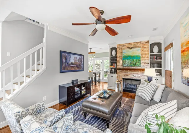 Photo 4 of Single family home for sale at 512 Olmsted Park Pl, Charlotte, NC 28203 | MLS# 4419250 | Listing updated on 2026-10-22