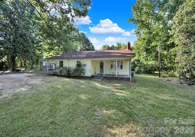 Photo 2 of Single family home for sale at 4536 Tabernacle Rd, Lancaster, SC 29720 | MLS# 4419254 | Listing updated on 2026-10-25