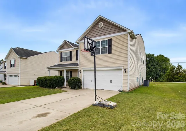 Photo 2 of Single family home for sale at 7000 Texas Blvd, Thomasville, NC 27360 | MLS# 4419287 | Listing updated on 2026-10-09