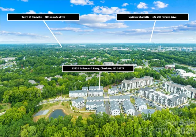 Photo 3 of Townhouse for sale at 15332 Ballancroft Pkwy, Charlotte, NC 28277 | MLS# 4419305 | Listing updated on 2026-09-28