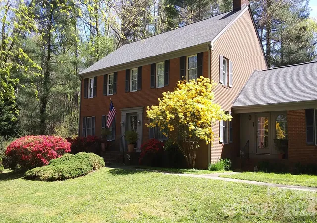 Single family home for sale at 200 Heathcote Rd, Hendersonville, NC 28791 | MLS# 4419306