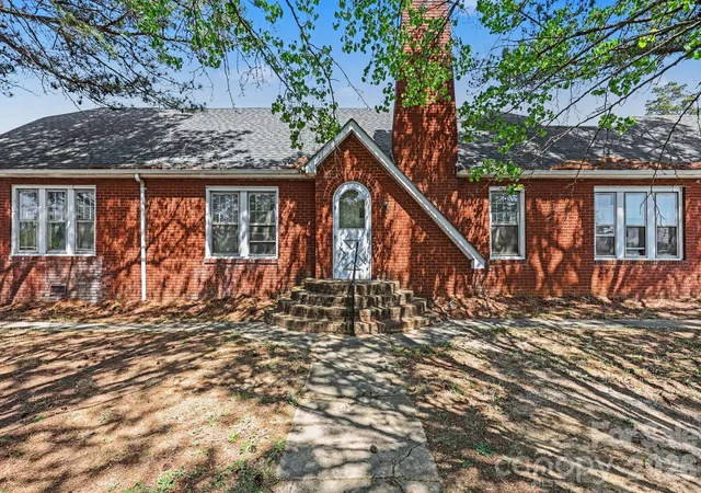 Photo 2 of Single family home for sale at 1411 Ludwick Heights Ln, Salisbury, NC 28147 | MLS# 4419308 | Listing updated on 2026-08-31