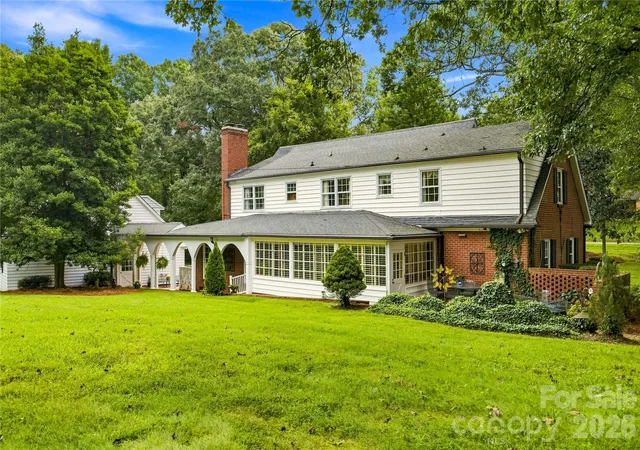 Photo 2 of Single family home for sale at 209 Labans Ln, Lincolnton, NC 28092 | MLS# 4419321 | Listing updated on 2026-10-03