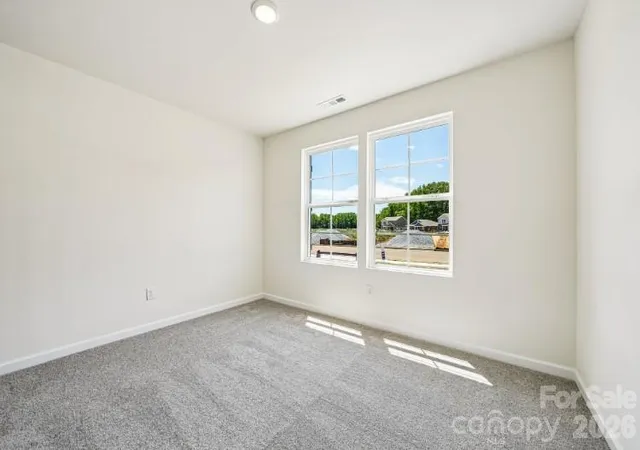 Photo 4 of Single family home for sale at 499 Sundown Dr, Spartanburg, SC 29302 | MLS# 4419326 | Listing updated on 2026-09-03
