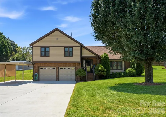 Photo 1 of Single family home for sale at 118 Sherwood Dr, Taylorsville, NC 28681 | MLS# 4419328 | Listing updated on 2026-10-07