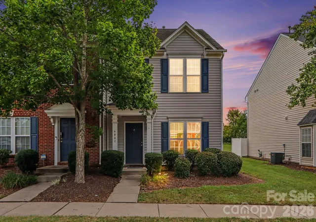 Photo 1 of Townhouse for sale at 4960 Sunburst Ln, Charlotte, NC 28213 | MLS# 4419338 | Listing updated on 2026-09-28