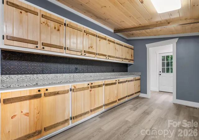 Photo 4 of Single family home for sale at 160 Green St, Rutherford College, NC 28612 | MLS# 4419339 | Listing updated on 2026-10-23