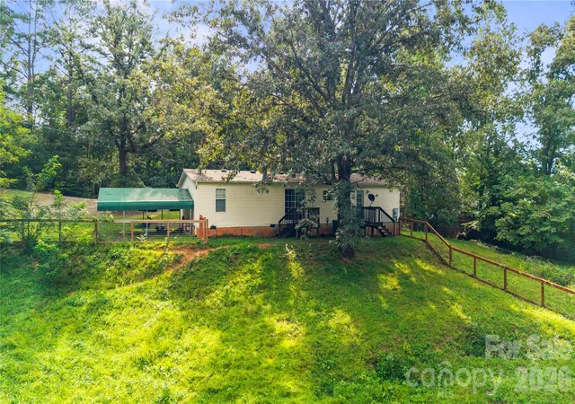 Photo 3 of Single family home for sale at 16 Vance Cemetery Rd, Weaverville, NC 28787 | MLS# 4419349 | Listing updated on 2026-09-02