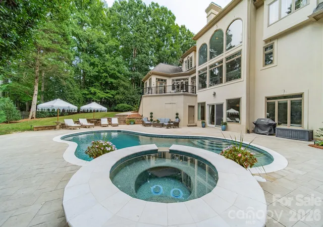 Photo 2 of Sale Pending at 4732 Old Course Dr, Charlotte, NC 28277 | MLS# 4419351 | Listing updated on 2026-09-07