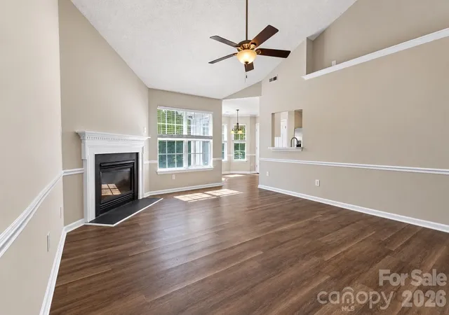 Photo 3 of Single family home for sale at 12704 Cumberland Crst Dr, Huntersville, NC 28078 | MLS# 4419361 | Listing updated on 2026-09-28