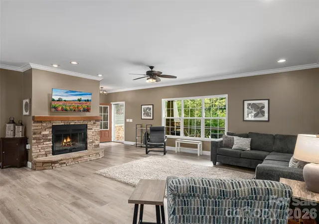 Photo 3 of Single family home for sale at 64 Luther Cove Rd, Candler, NC 28715 | MLS# 4419365 | Listing updated on 2026-10-05
