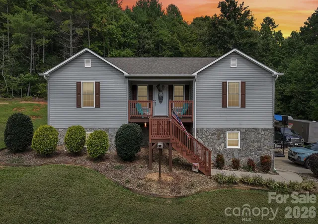Single family home for sale at 3604 Deerbrook Rd, Lenoir, NC 28645 | MLS# 4419368 | Listing updated on 2026-08-30