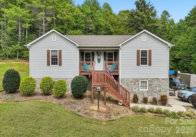 Single family home for sale at 3604 Deerbrook Rd, Lenoir, NC 28645 | MLS# 4419368 | Listing updated on 2026-08-30