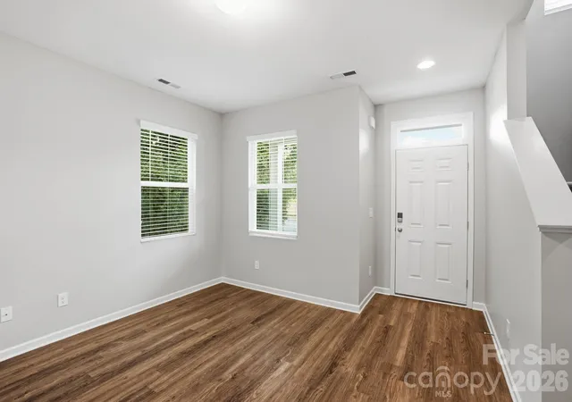 Photo 4 of Single family home for sale at 237 W Grover St, Shelby, NC 28150 | MLS# 4419371 | Listing updated on 2026-09-01
