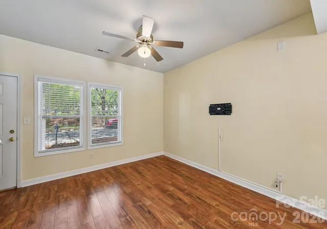 Photo 4 of Townhouse for sale at 12414 Stone Garden Dr, Huntersville, NC 28078 | MLS# 4419377 | Listing updated on 2026-09-25