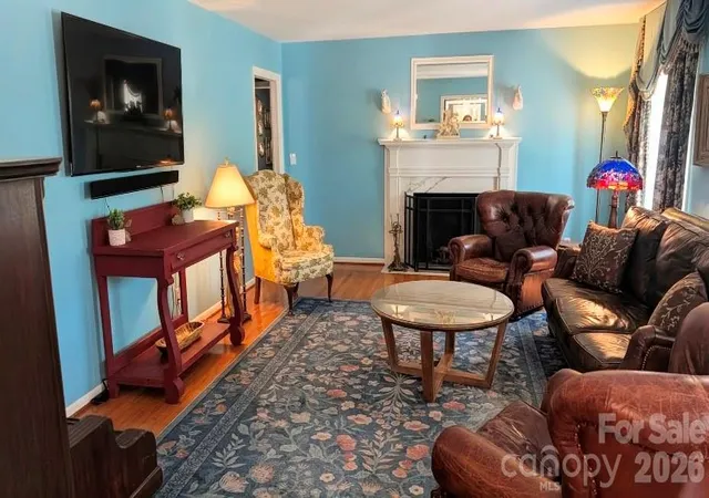 Photo 5 of Single family home for sale at 201 S Main St, Mount Gilead, NC 27306 | MLS# 4419381 | Listing updated on 2026-09-04
