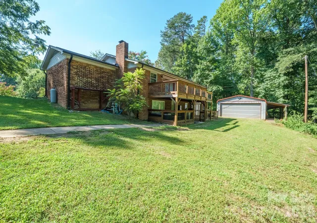 Photo 42 of Single family home for sale at 2300 Brookwood Rd, Lincolnton, NC 28092 | MLS# 4419387 | Listing updated on 2026-09-04
