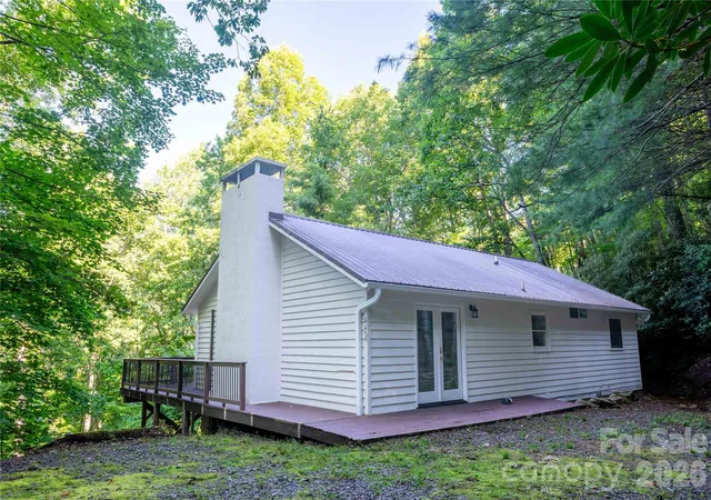 Photo 1 of Single family home for sale at 479 Big Ridge Rd, Burnsville, NC 28714 | MLS# 4419399 | Listing updated on 2026-09-01