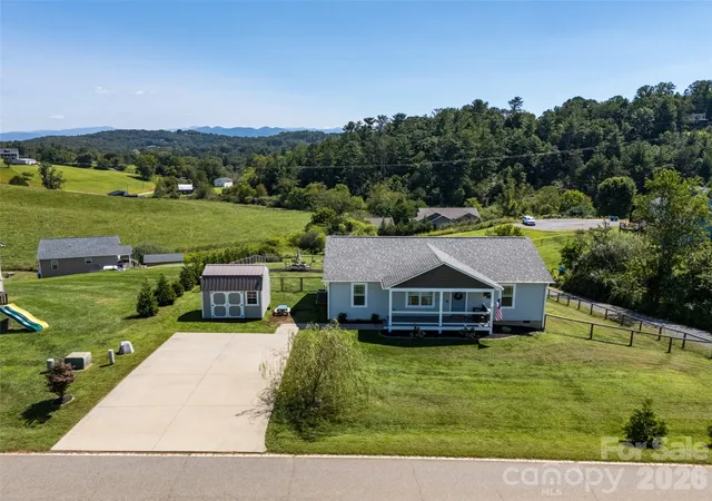 Photo 1 of Single family home for sale at 257 Tipton Hill Rd, Leicester, NC 28748 | MLS# 4419402 | Listing updated on 2026-08-30