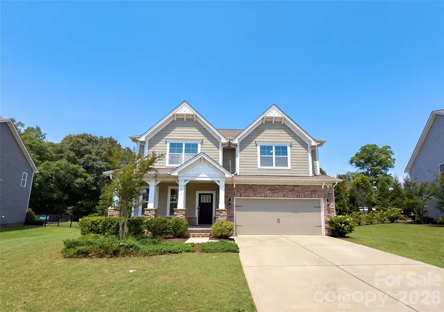 Photo 1 of Single family home for sale at 5013 Shadowbrook Rd, Waxhaw, NC 28173 | MLS# 4419431 | Listing updated on 2026-08-31