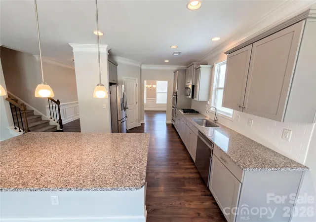 Photo 3 of Single family home for sale at 5013 Shadowbrook Rd, Waxhaw, NC 28173 | MLS# 4419431 | Listing updated on 2026-10-08