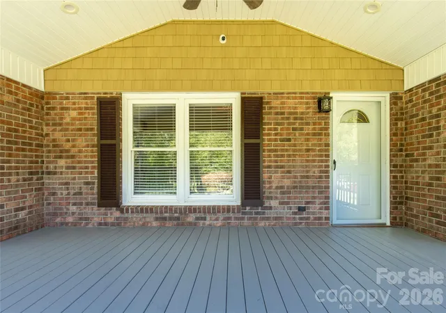 Photo 2 of Single family home for sale at 613 W Doc Garris Rd, Lancaster, SC 29720 | MLS# 4419433 | Listing updated on 2026-10-15