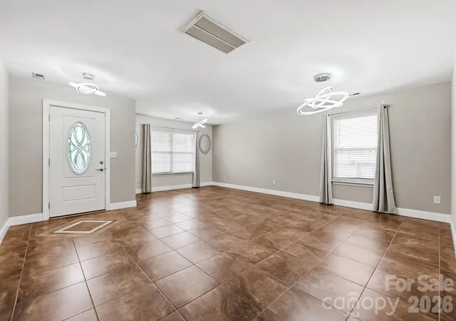 Photo 2 of Single family home for sale at 6324 Carpentaria Ct, Charlotte, NC 28215 | MLS# 4419448 | Listing updated on 2026-10-01