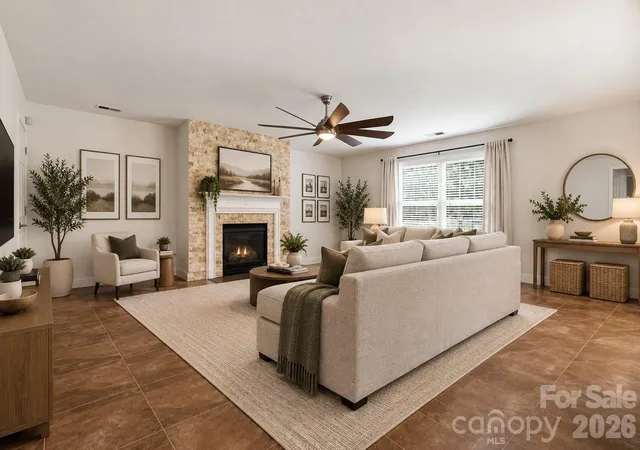 Photo 3 of Single family home for sale at 6324 Carpentaria Ct, Charlotte, NC 28215 | MLS# 4419448 | Listing updated on 2026-10-01