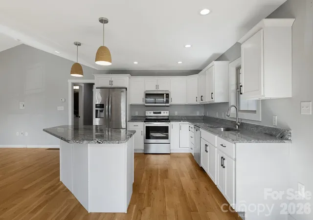 Photo 2 of Single family home for sale at 108 Split Rail Dr Ext, Asheville, NC 28806 | MLS# 4419482 | Listing updated on 2026-09-26