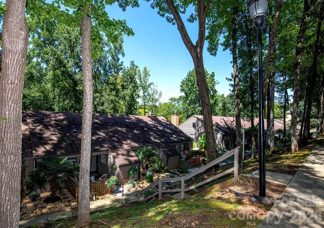 Listing Photo 4 - Condo for sale in building located at 4132 Charlotte Hwy, Lake Wylie, SC 29710 - Unit #C