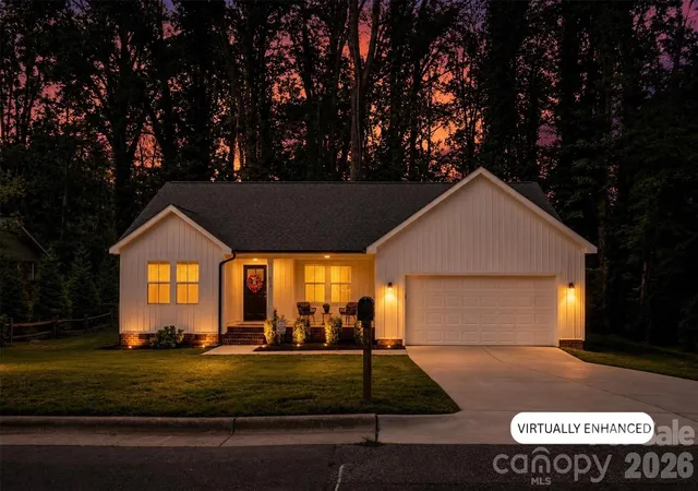 Photo 2 of Single family home for sale at 918 Brookwood Ct, Statesville, NC 28677 | MLS# 4419501 | Listing updated on 2026-10-03