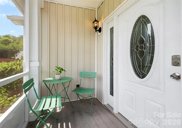 Photo 3 of Single family home for sale at 9 Farthings Dr, Arden, NC 28704 | MLS# 4419505 | Listing updated on 2026-09-25