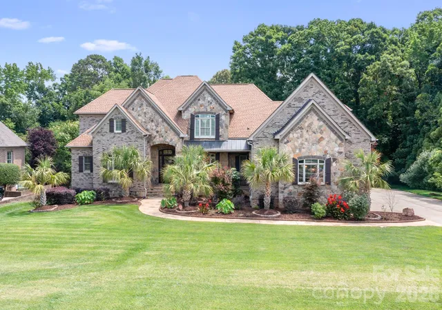 Single family home for sale at 2215 Whiskery Dr, Waxhaw, NC 28173 | MLS# 4419528