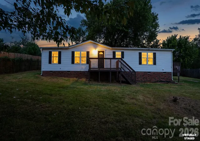 Photo 1 of Single family home for sale at 492 Bethlehem Rd, Statesville, NC 28677 | MLS# 4419534 | Listing updated on 2026-09-29