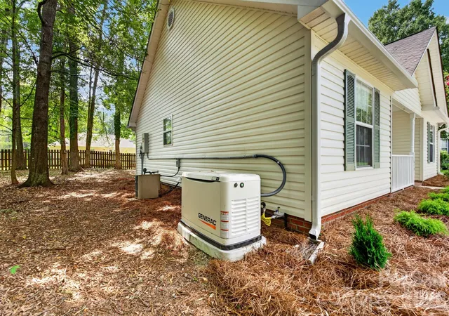Photo 5 of Single family home for sale at 1649 Norfolk Ct, Rock Hill, SC 29730 | MLS# 4419543 | Listing updated on 2026-09-02