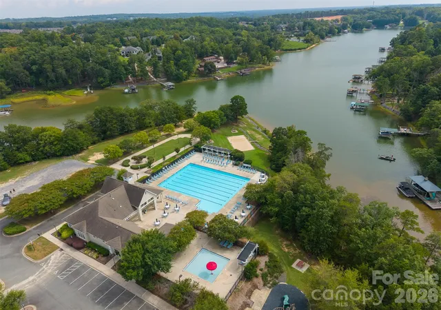 Photo 43 of Single family home for sale at 1255 Shadow Bend Dr, Tega Cay, SC 29708 | MLS# 4419553 | Listing updated on 2026-09-04